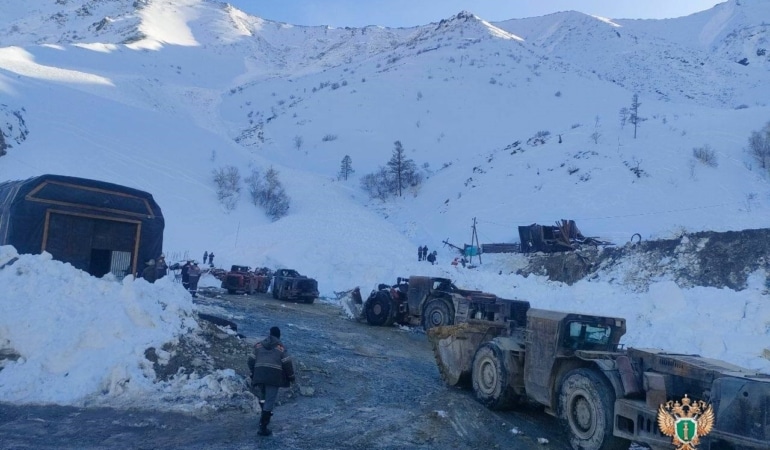 RUSYA'DA MADEN SAHASINDA ÇIĞ FELAKETİ: 6 ÖLÜ