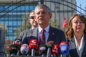 CHP GENEL BAŞKANI ÖZEL: "ANAYASA MAHKEMESİ, TÜRKİYE'DE HERKESİN, HER TÜRLÜ TARTIŞMADAN UZAK TUTMASI GEREKEN BİR MAHKEME"