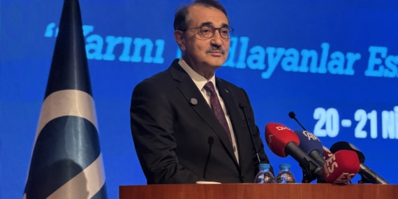 Cevdet  Yılmaz: Yapay zekada atılan her adımın küresel reka