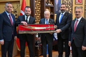 Ertuğrul Doğan’dan Bahçeli’ye ziyaret