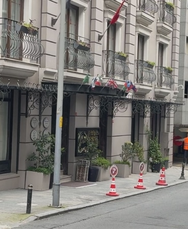 Suudi turist Şişli'de otel odasında ölü bulundu; yemek yedi