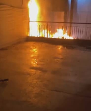 Taksim Metro İstasyonu'nda asansörde yangın -2 / Ek görünt.