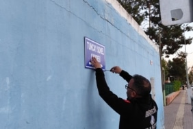 Tuncay Sonel’in adının verildiği cadde tabelası söküldü