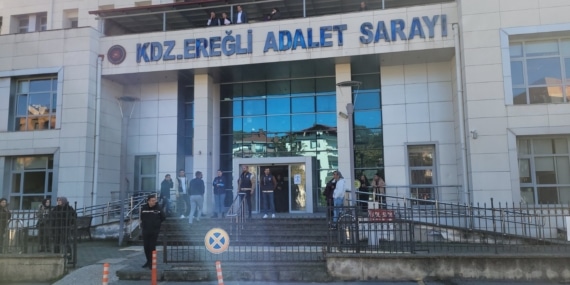 Zonguldak’ta Adliyede Hareketli Dakikalar: Tutuklama Kararını Duyunca Pencereden Atladı!