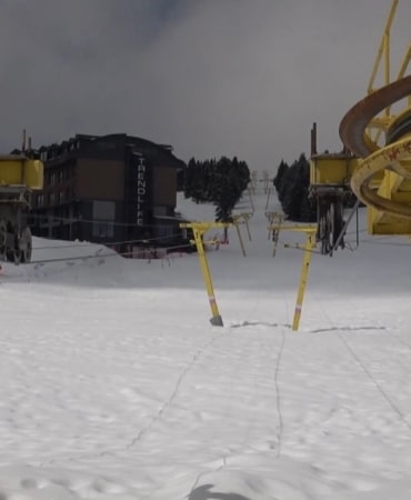 Uludağ'da kar var, tatilci yok