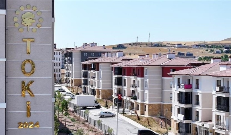 thumbs_b_c_40d0492cd725e6490566a17c4b671ef3