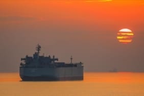 thumbs_b_c_dc795c5b9dd09ff34d422a8d3d4d5946