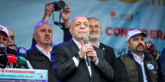 HAK-İŞ, 1 Mayıs'ı Bursa'da kutladı