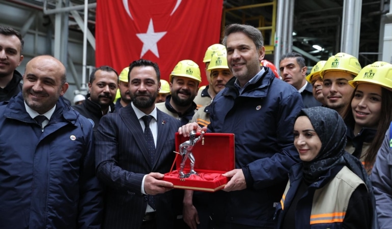 Enerji ve Tabii Kaynaklar Bakanı Bayraktar, Eskişehir'de Kırka Bor İşletmesi'ni ziyaret etti