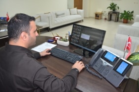 Görme engelli santral memuru yaklaşık 3 bin telefon numarasını hafızasında tutuyor