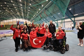 Para milli sporcu Öner Bozbıyık'tan Finlandiya'daki Dünya Boccia Kupası'nda altın madalya