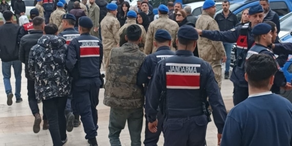 AYDIN MERKEZLİ YASA DIŞI BAHİS AĞI ÇÖKERTİLDİ: 14 TUTUKLAMA 3 MİLYARLIK BAHİS AĞINA DARBE  VURULDU