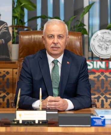 AK PARTİ'DEN KARŞIYAKA BELEDİYESİ'NE 'YÖNETİM KRİZİ' TEPKİSİ: "ARTIK YÖNETİLEMİYOR"