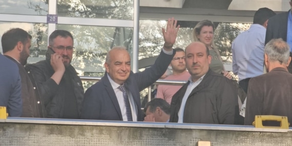 DEVREK DAVASINDA İLK DURUŞMA TAMAMLANDI: ESKİ BAŞKAN BOZKURT'UN EV HAPSİ KALDIRILDI 3.5 MİLYON LİRAYI GERİ ÖDEYİP SUÇLAMALARI KABUL EDEN İK MÜDÜRÜ TUNCAY ULUPINAR: "GÖREV VE SORUMLULUKLARINI YERİNE GETİREN BİRİYKEN ALKOLE BAŞLADIM, ÖNÜNÜ ALAMIYORDUM"