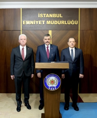 Bakan Çiftçi, İstanbul Emniyet Müdürlüğünü ziyaret etti