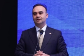 Bakan Kacır: Türkiye 2027'de kendi milli hibrit roket motorunu