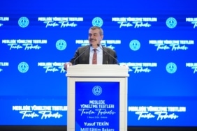 Bakan Tekin: Mesleğe yönlendirmedeki doğru adımlar bize cidd