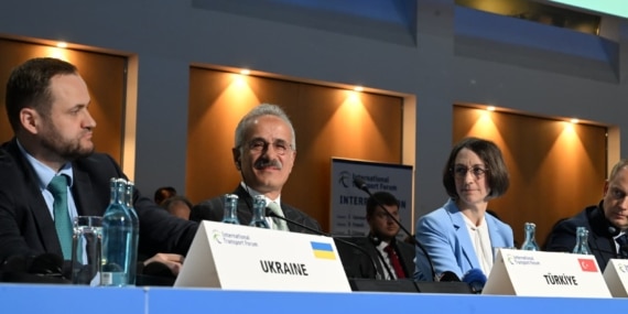 Bakan Uraloğlu’ndan, krizlere karşı dayanıklı ulaştırma