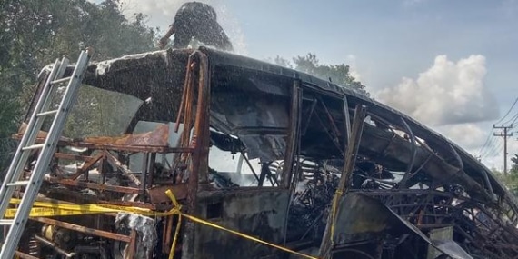 Photo Flash | At least 16 killed in bus-tanker truck collision in Indonesia's Sumatra