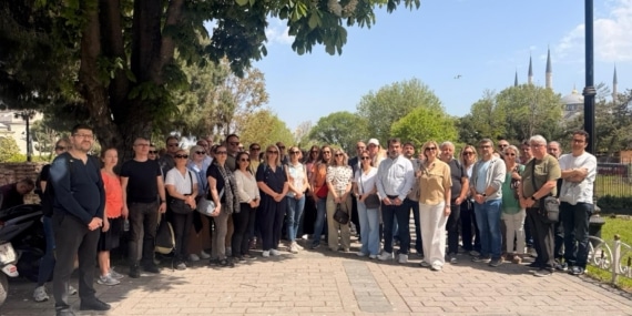 Özel İtalyan Lisesi’nde grev 100’üncü gününde; veliler
