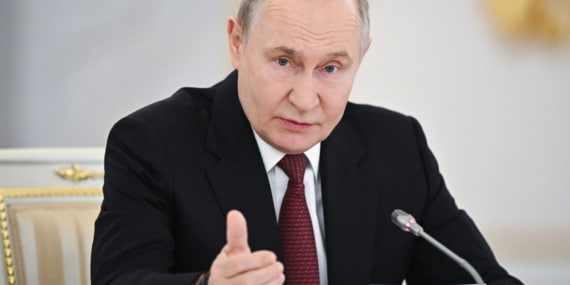 Putin: Zelenskiy ile görüşmede anlaşma imzalanmalı