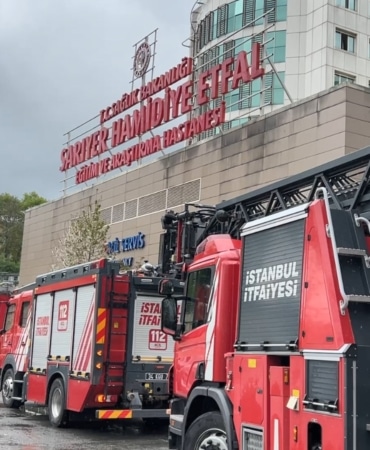Sarıyer’de hastanenin acil servisinde çıkan yangın paniğe