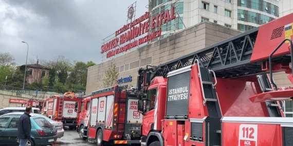 Sarıyer’de hastanenin acil servisinde çıkan yangın paniğe