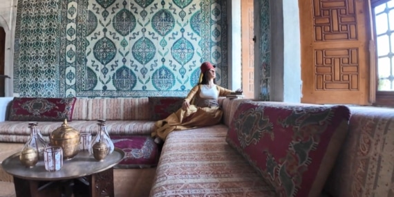 Topkapı Sarayı'nın Harem bölümündeki 'Kadınefendiler ve C